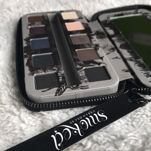 Urban decay smoked palette